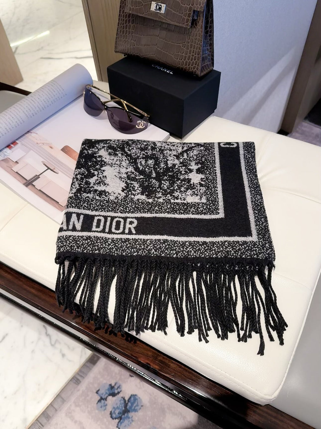 W1R96D128 Popular Winter Scarves