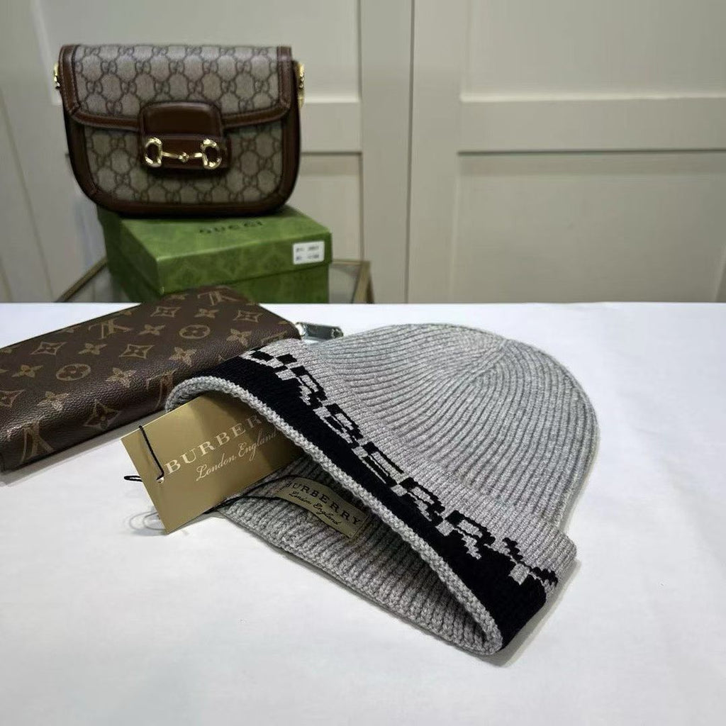 M1R86R80 Fashion hats