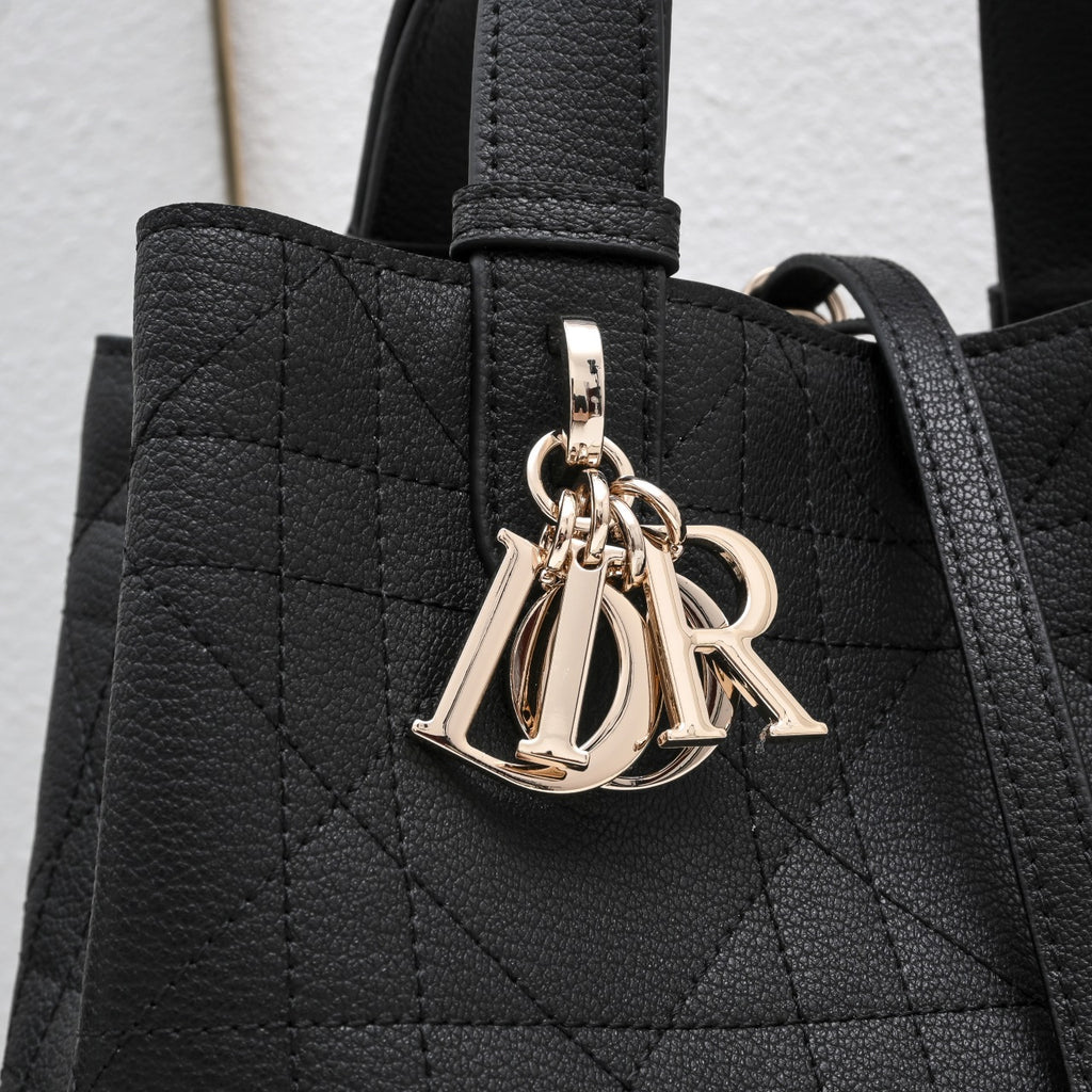 B1R76D42 Fashion leather bag