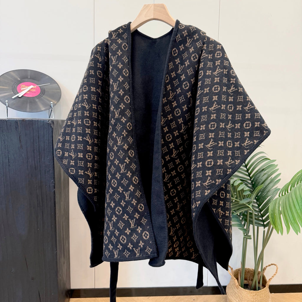 W1R86E77 Popular cape