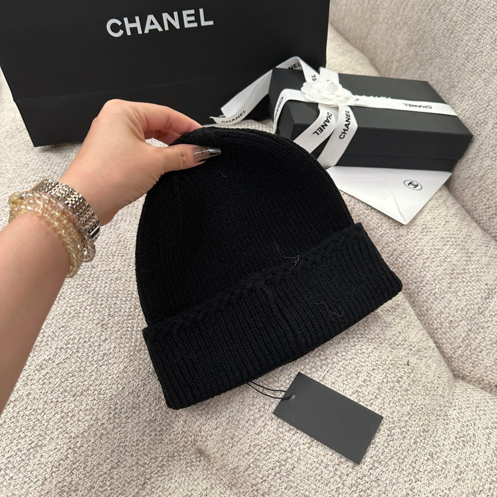 M1R96C2 Fashion hats