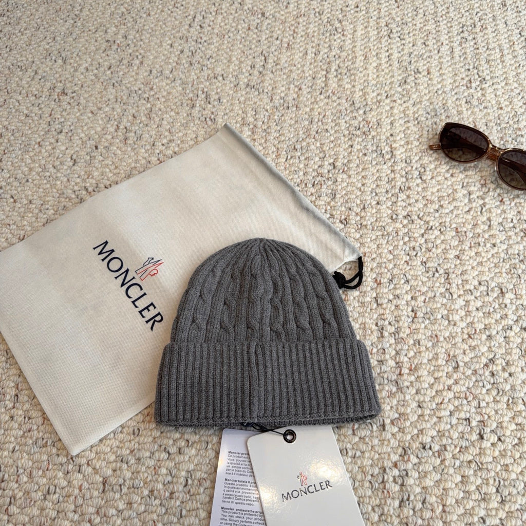 M1R96A14 Fashion hats