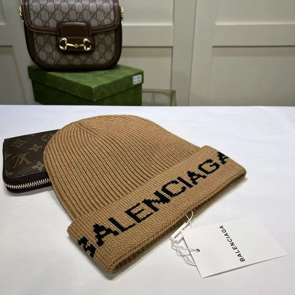 M1R86J86 Fashion hats