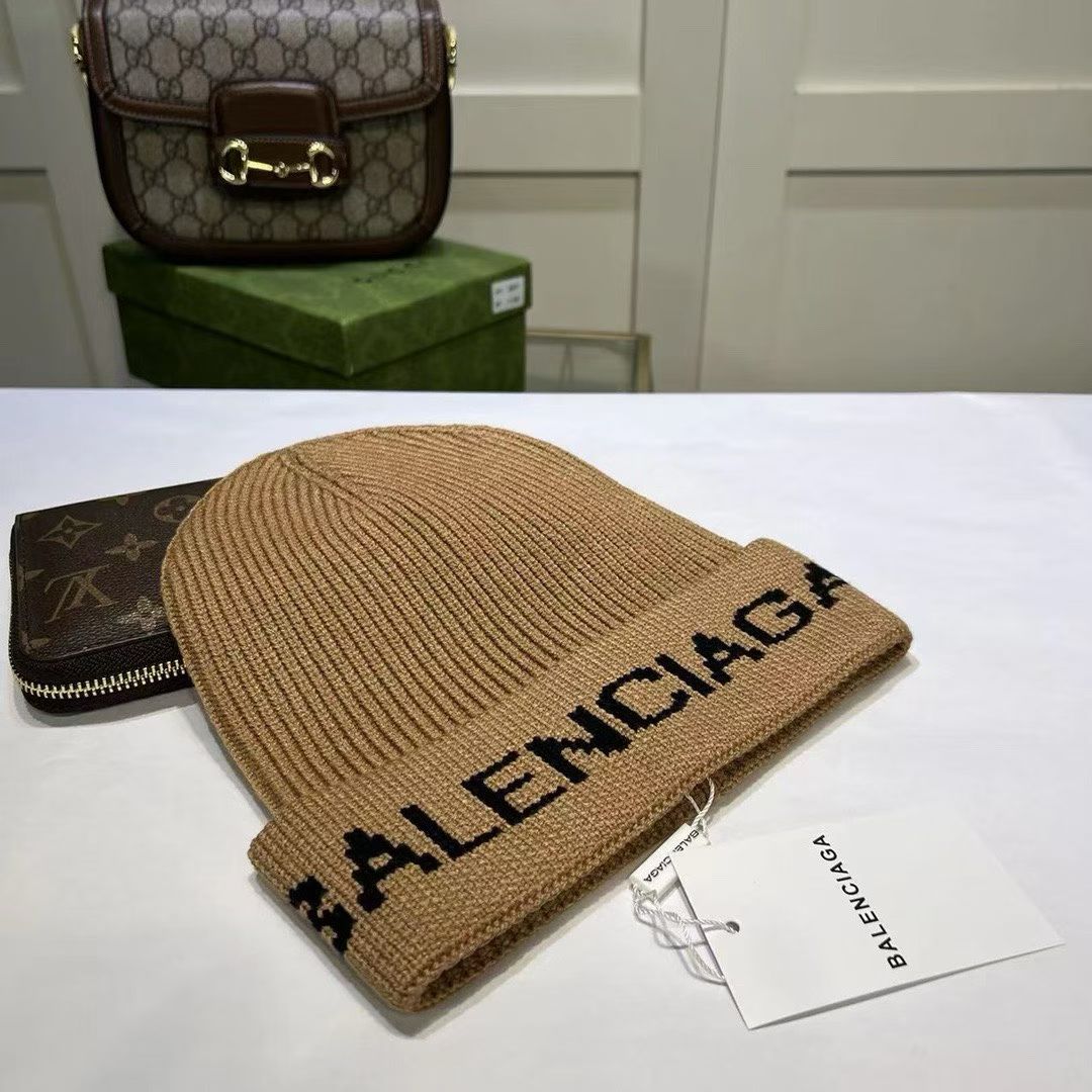 M1R86J86 Fashion hats