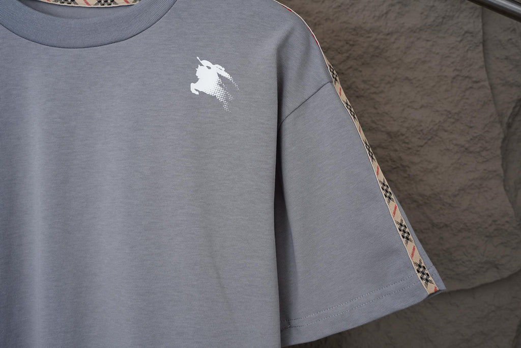 U1R86R7 Fashion T-shirts
