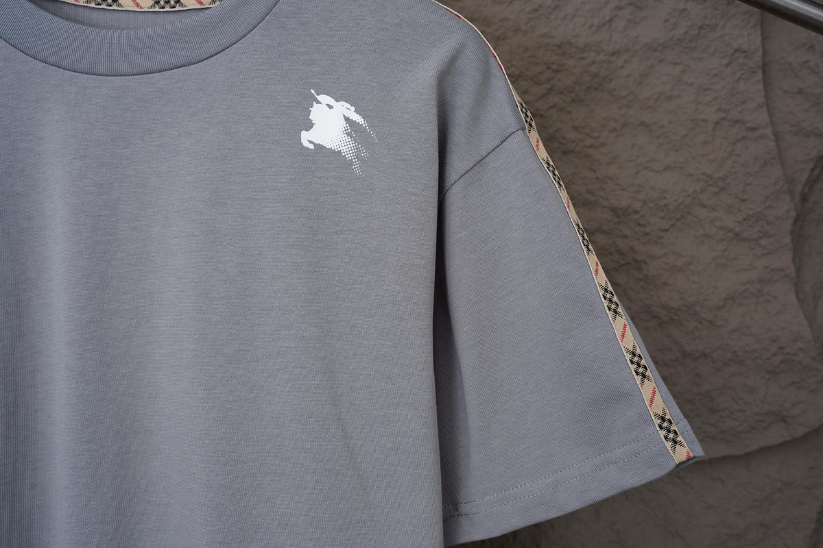 U1R86R7 Fashion T-shirts