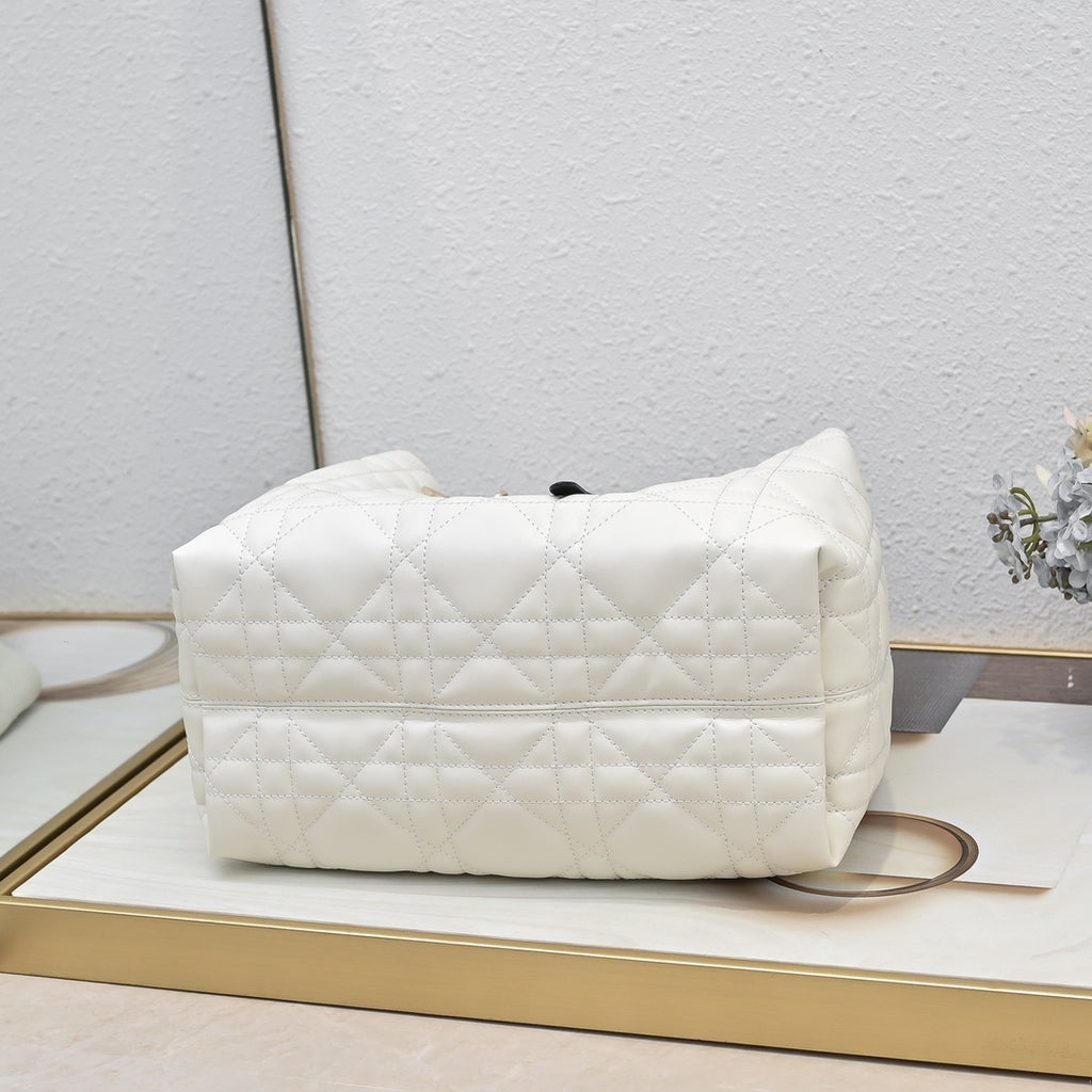 B1R76D40 Fashion leather bag