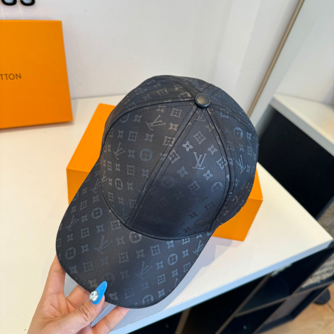 M1R96E29 Fashion hats
