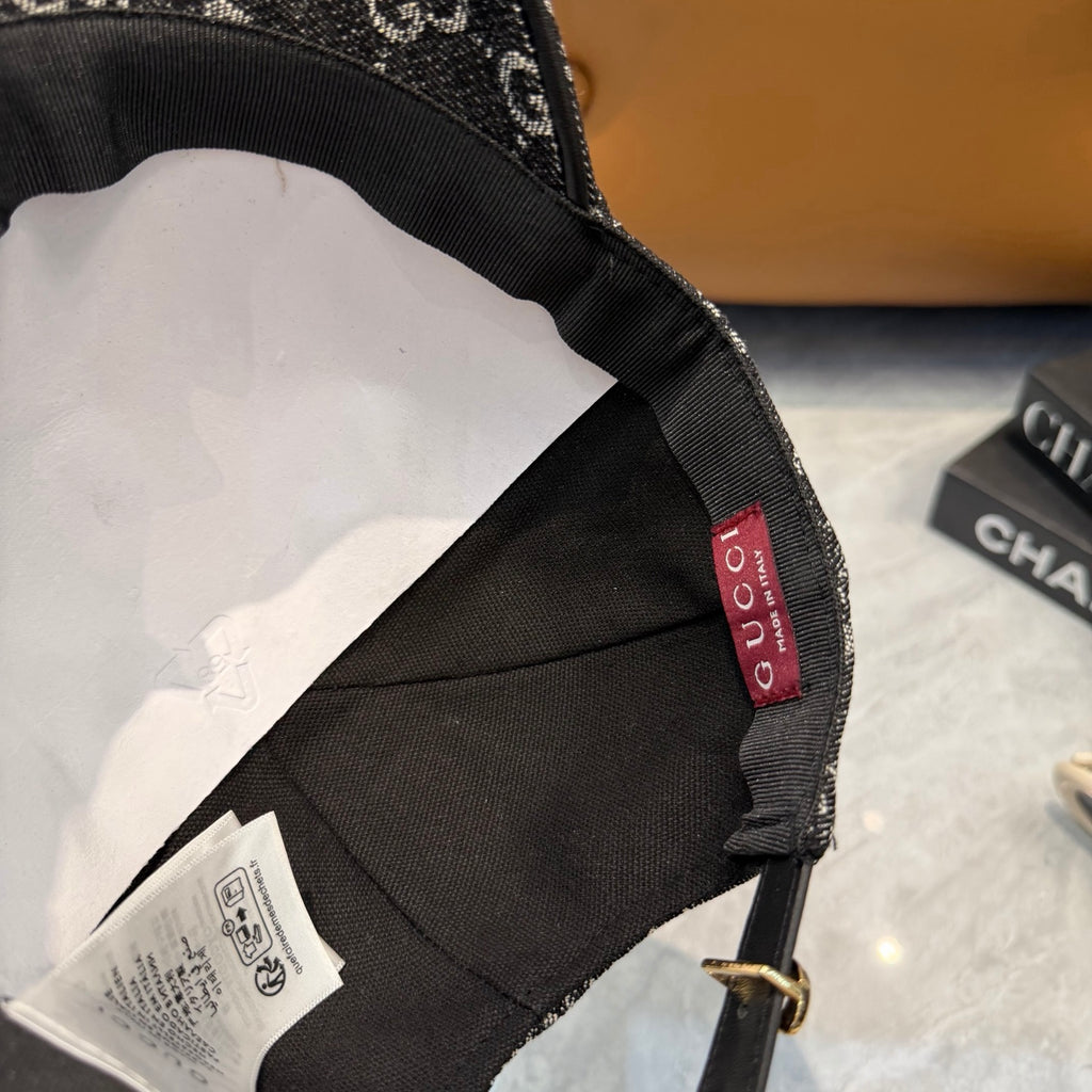 M1N76B4 Fashion hats
