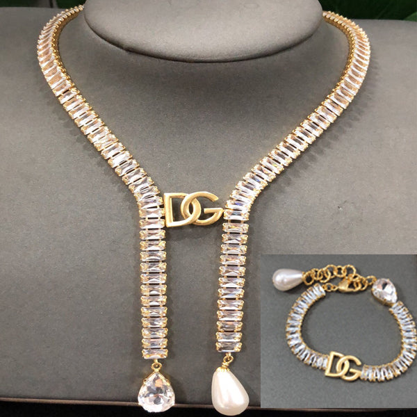 55QA439X Popular Necklace.Bracelet