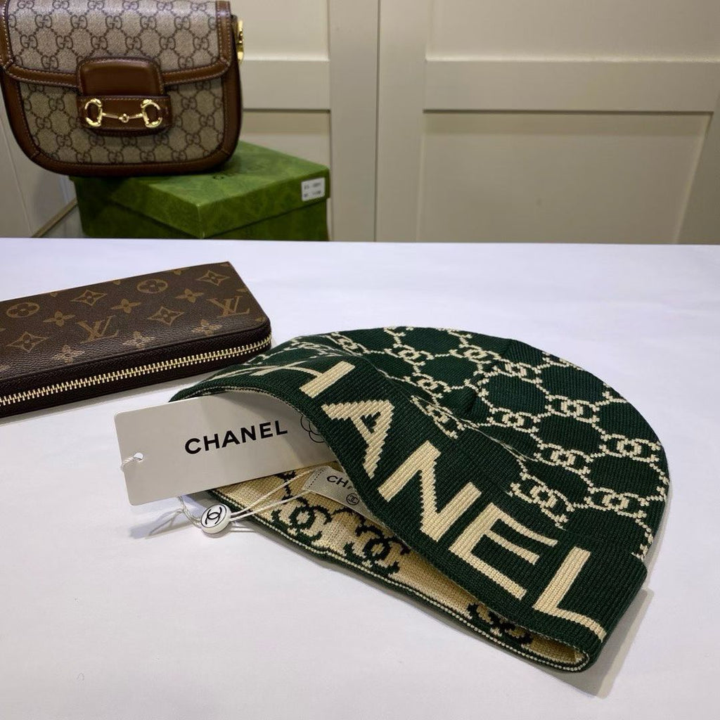 M1R86C67 Fashion hats