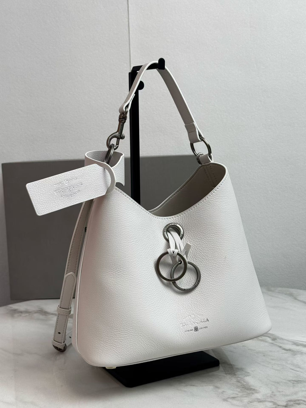 146PJ144B Popular leather bags