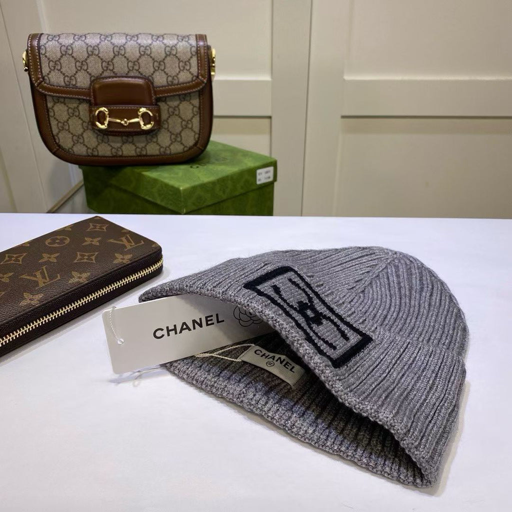 M1R86C65 Fashion hats