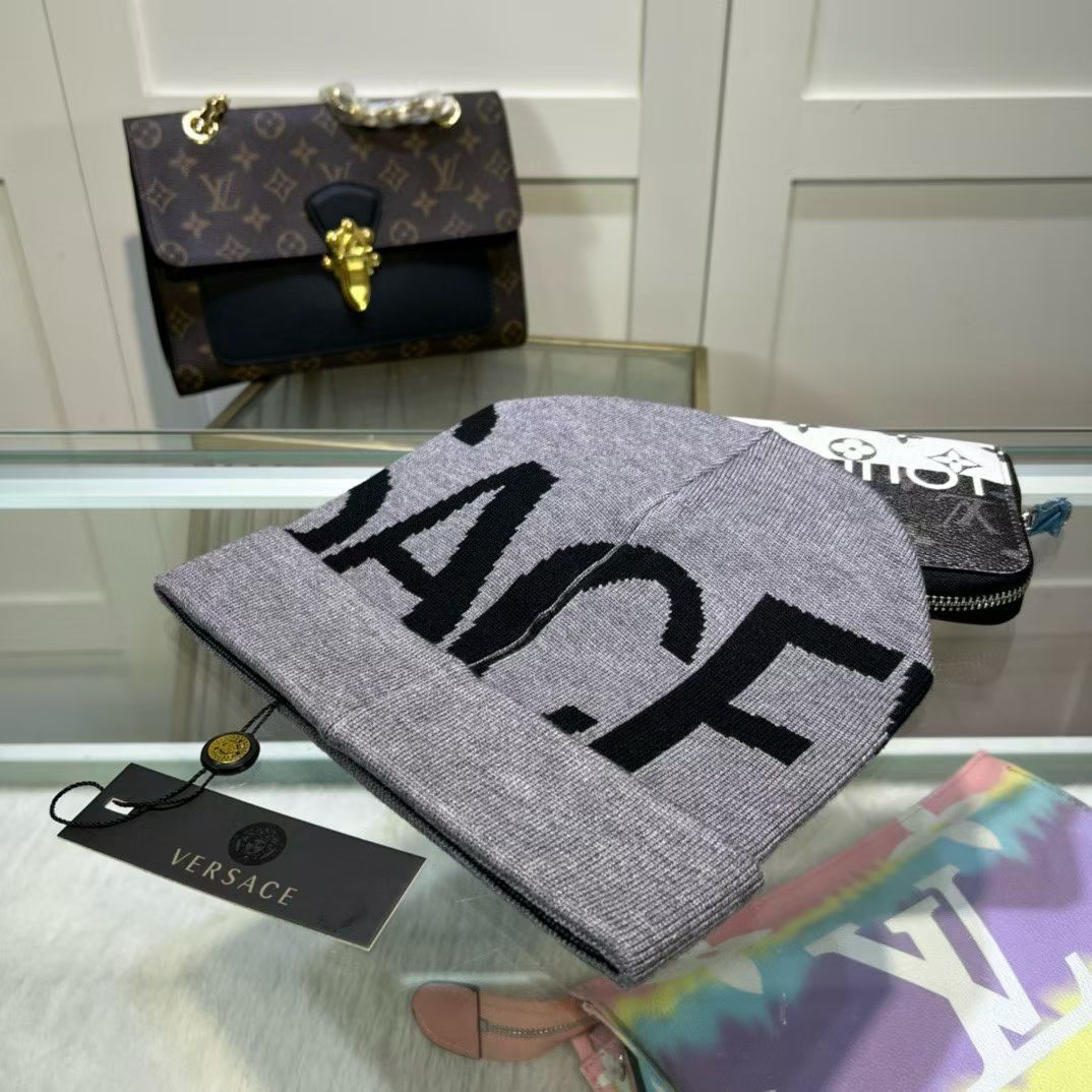 M1R86V92 Fashion hats