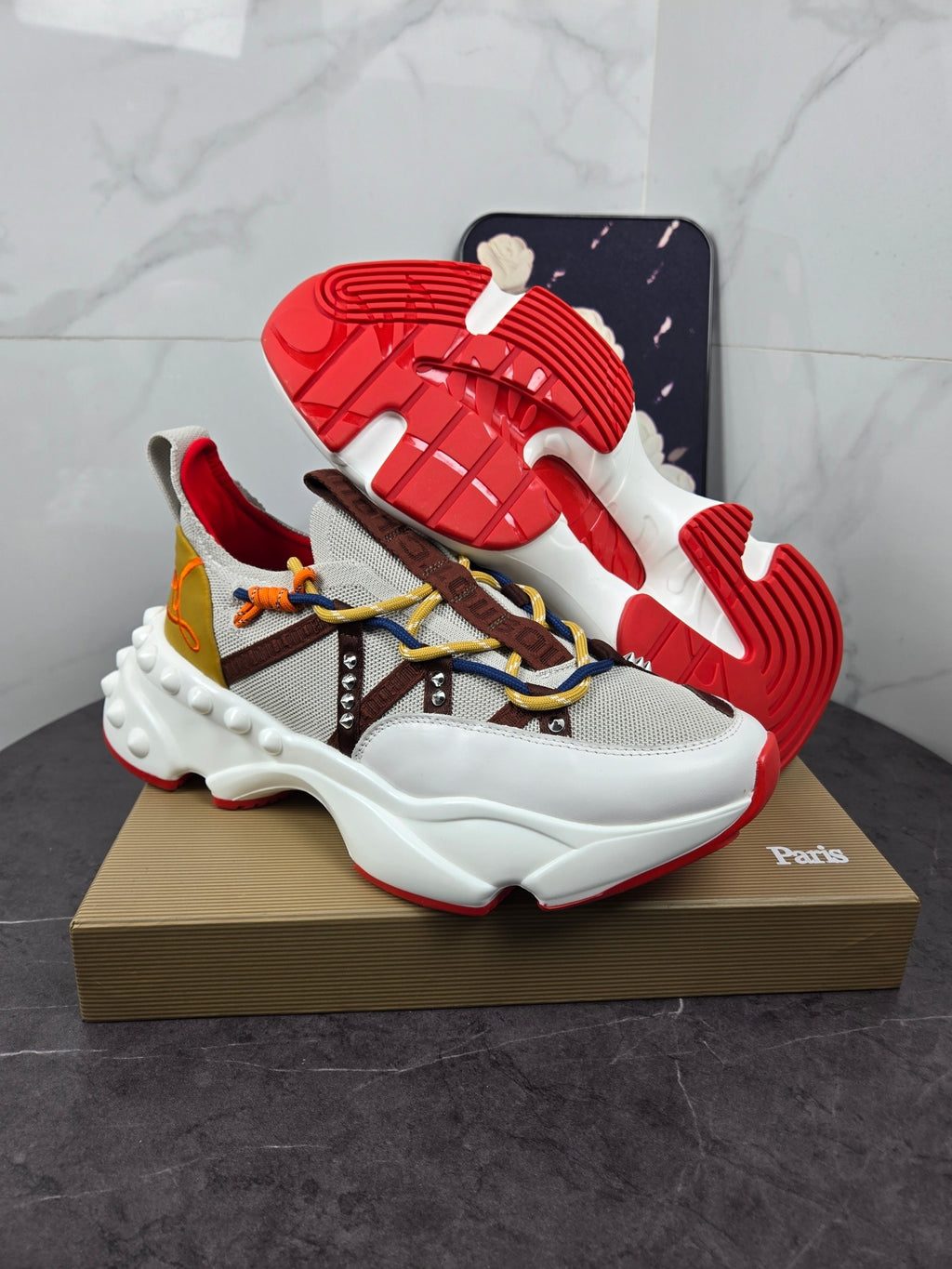 Z2P96A13 Fashion high-quality shoes