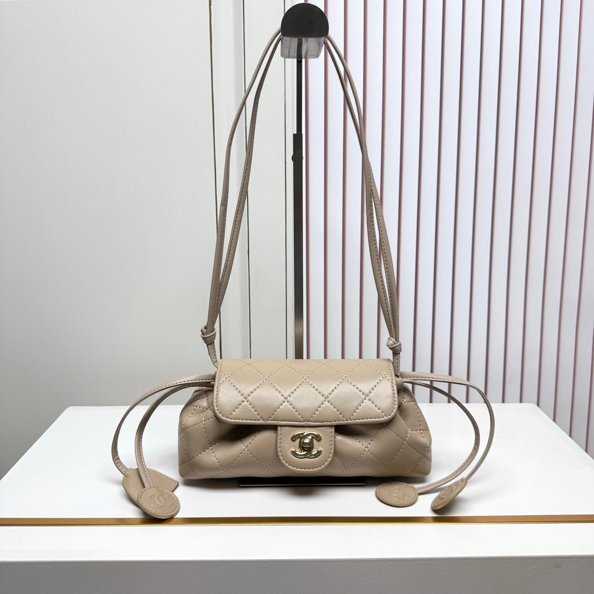 B1N96C28 Fashion leather bag