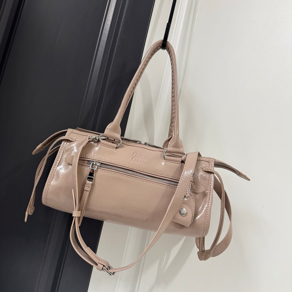 B1R76A21 Fashion leather bag