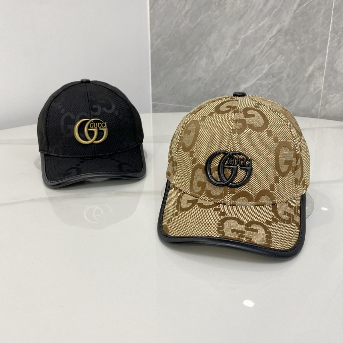 M1R86B122 Fashion hats