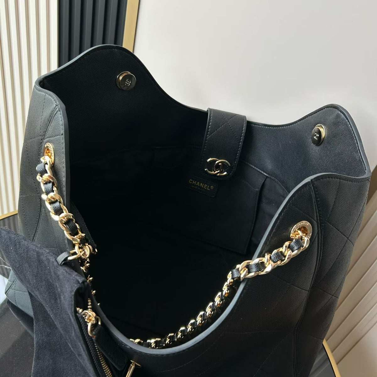 B5R106C1 Popular high-quality leather bags