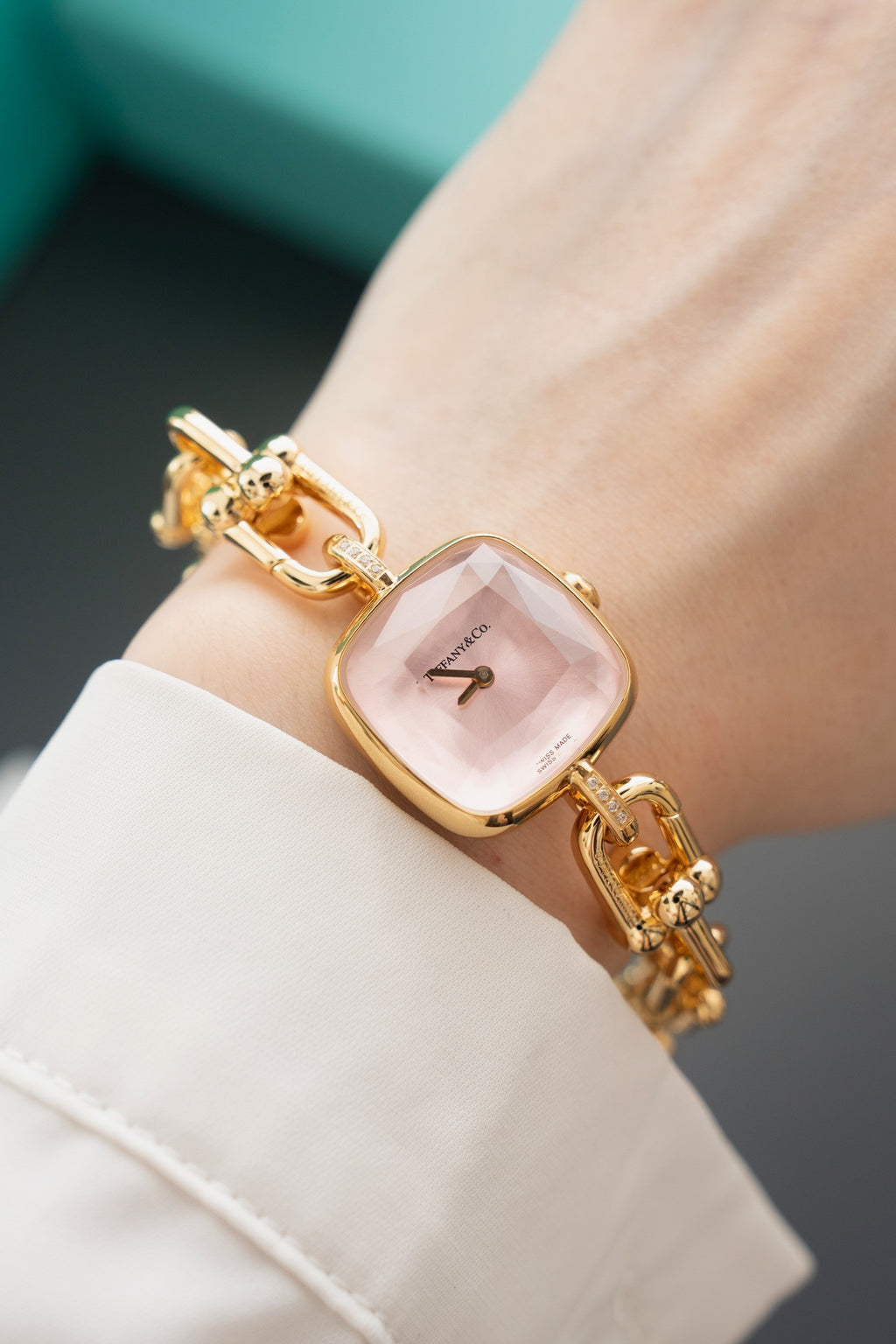 136RT74L Popular Watches