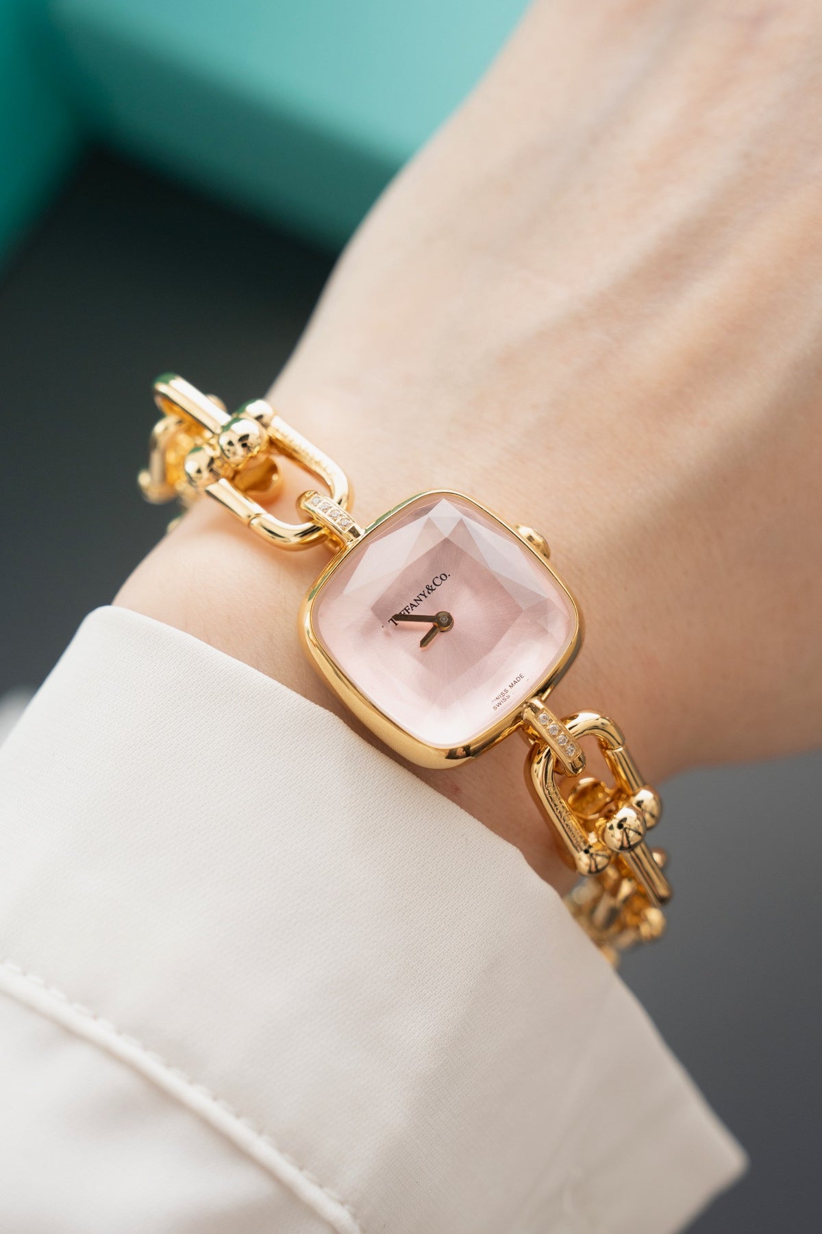 L1R36T74 Popular Watches