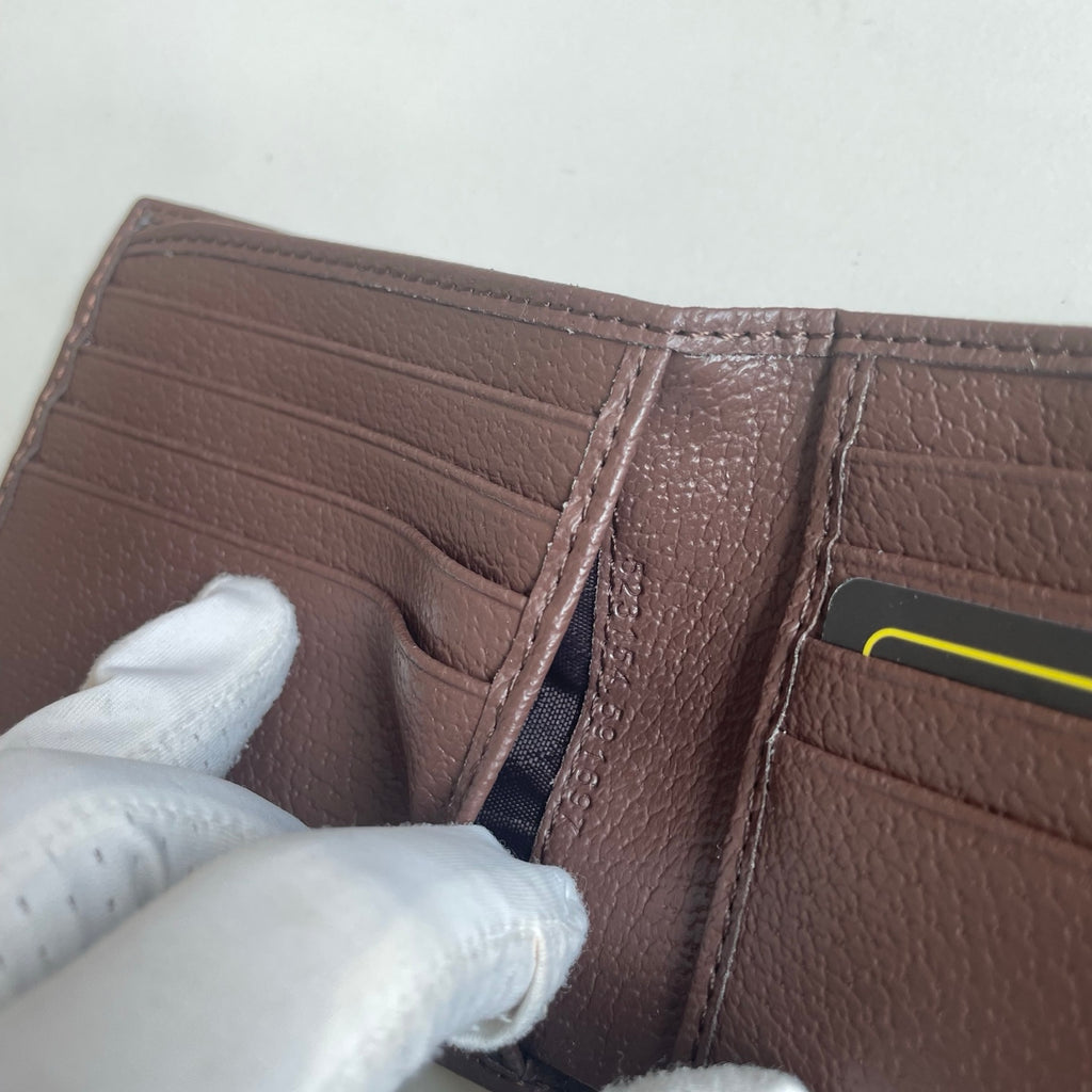 146XB7B Popular leather wallets ( with full packaging )