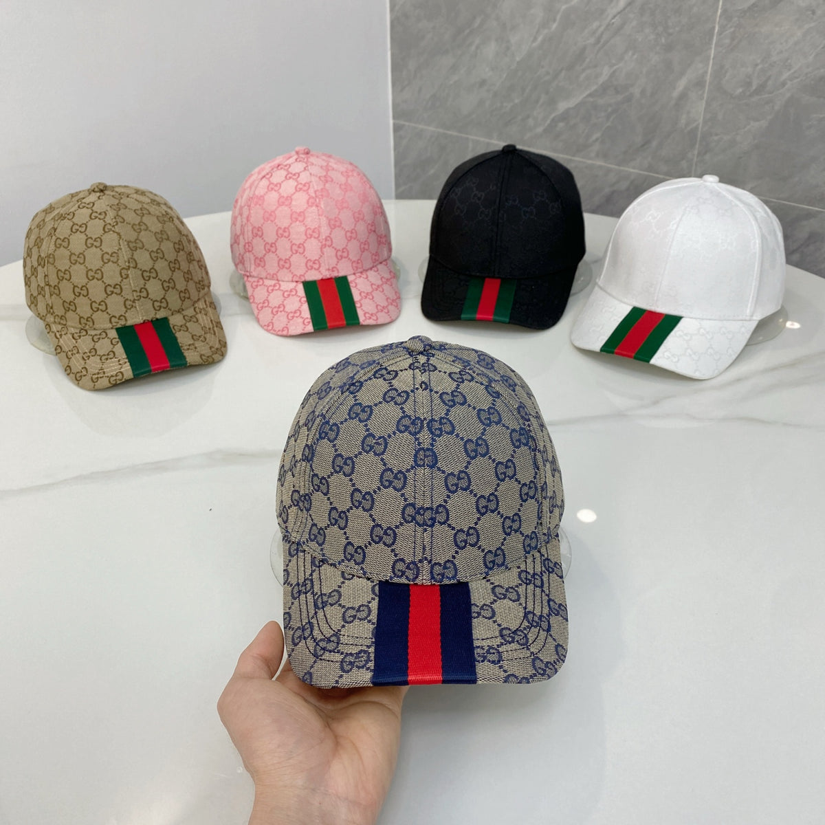 M1R86B131 Popular hats