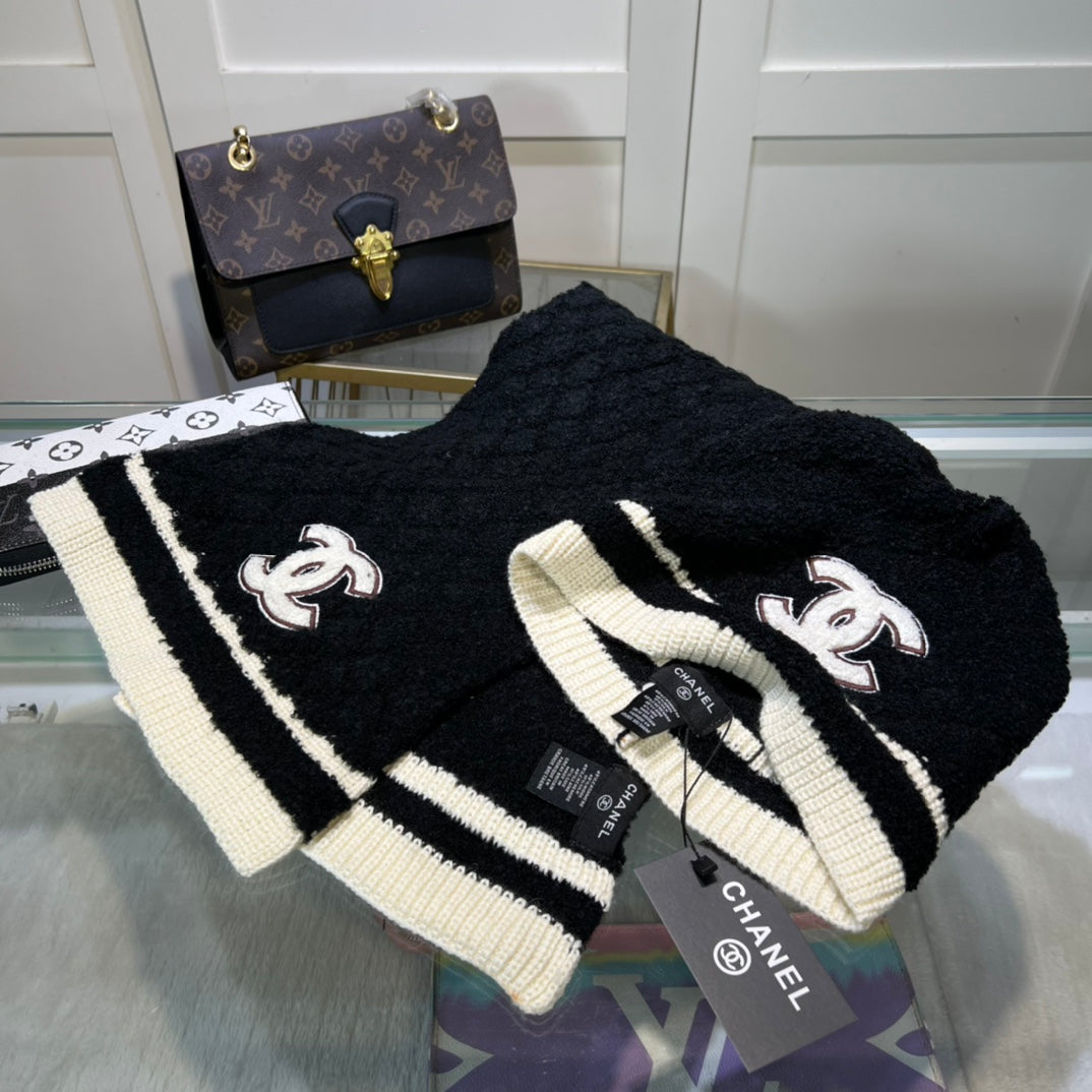 M1R96C7 Fashion Hat and scarf set