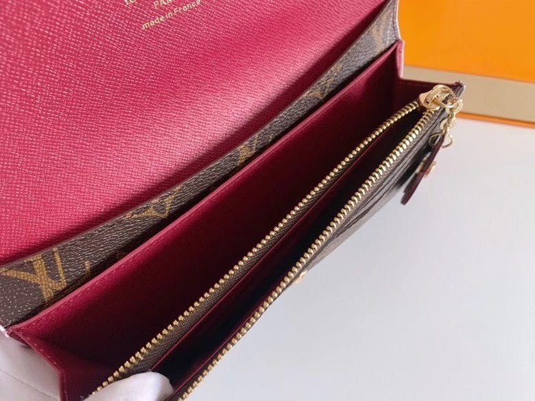 146PE55B Popular leather Wallets