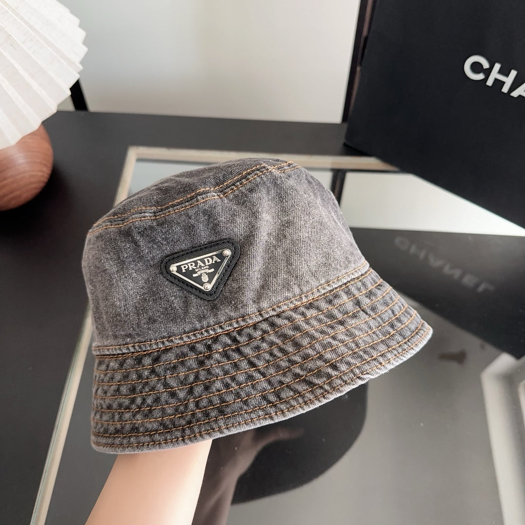 M1R96P26 Fashion hats