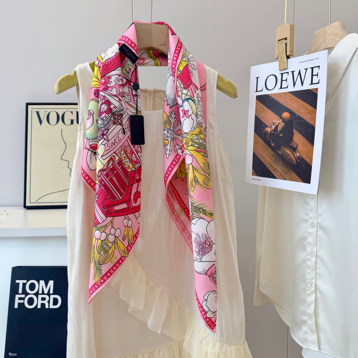 136NE6W Popular Silk Scarve
