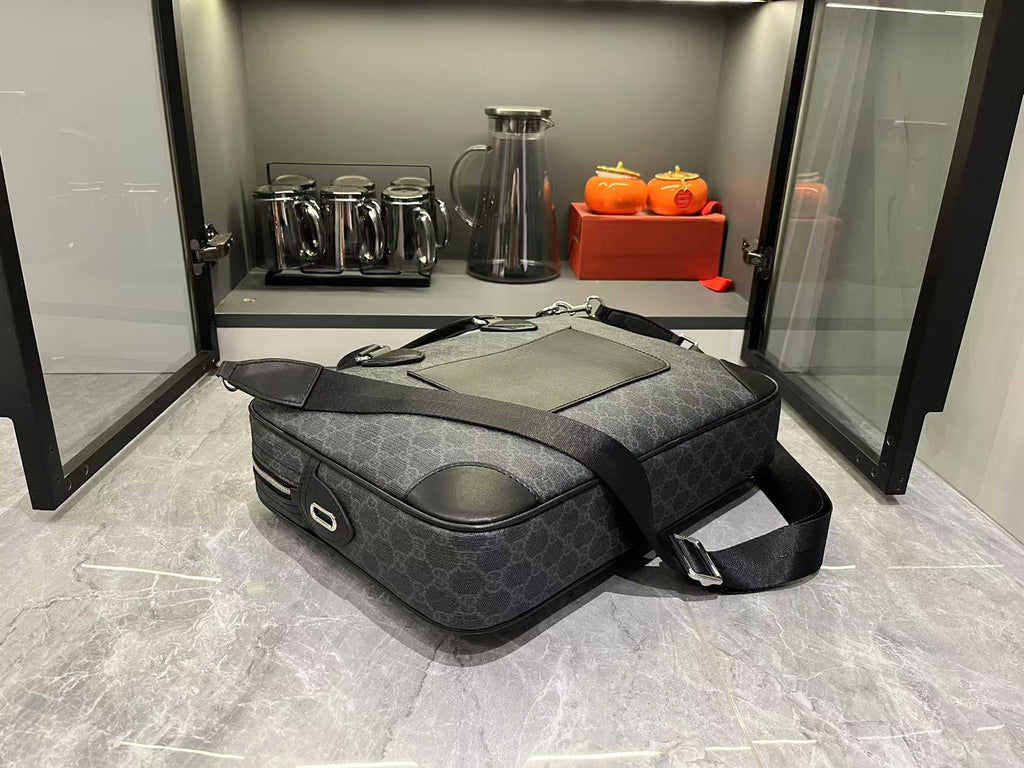 B1N66B3 Fashion bag
