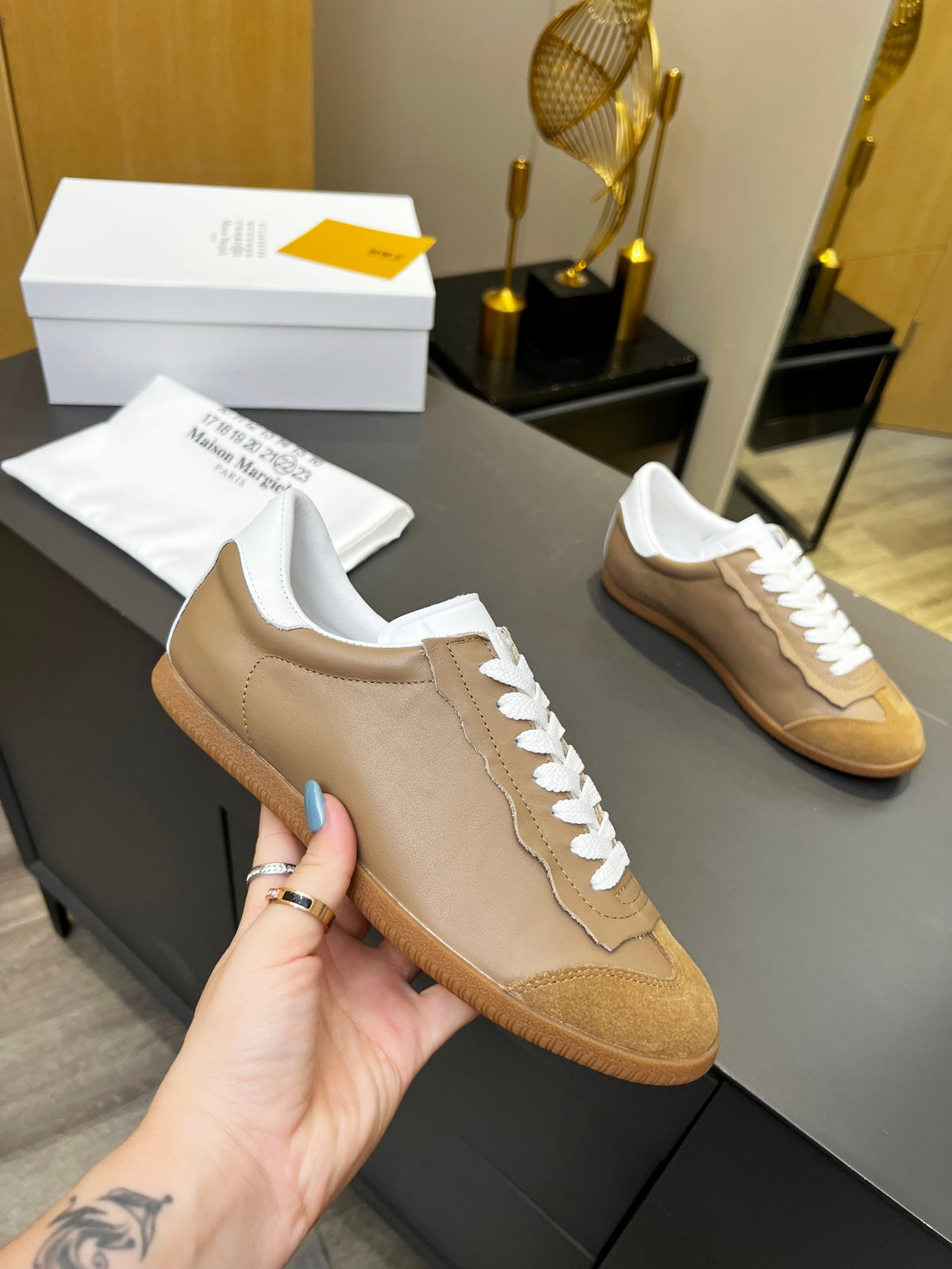 Z2X76A4 Popular high-quality leather shoes