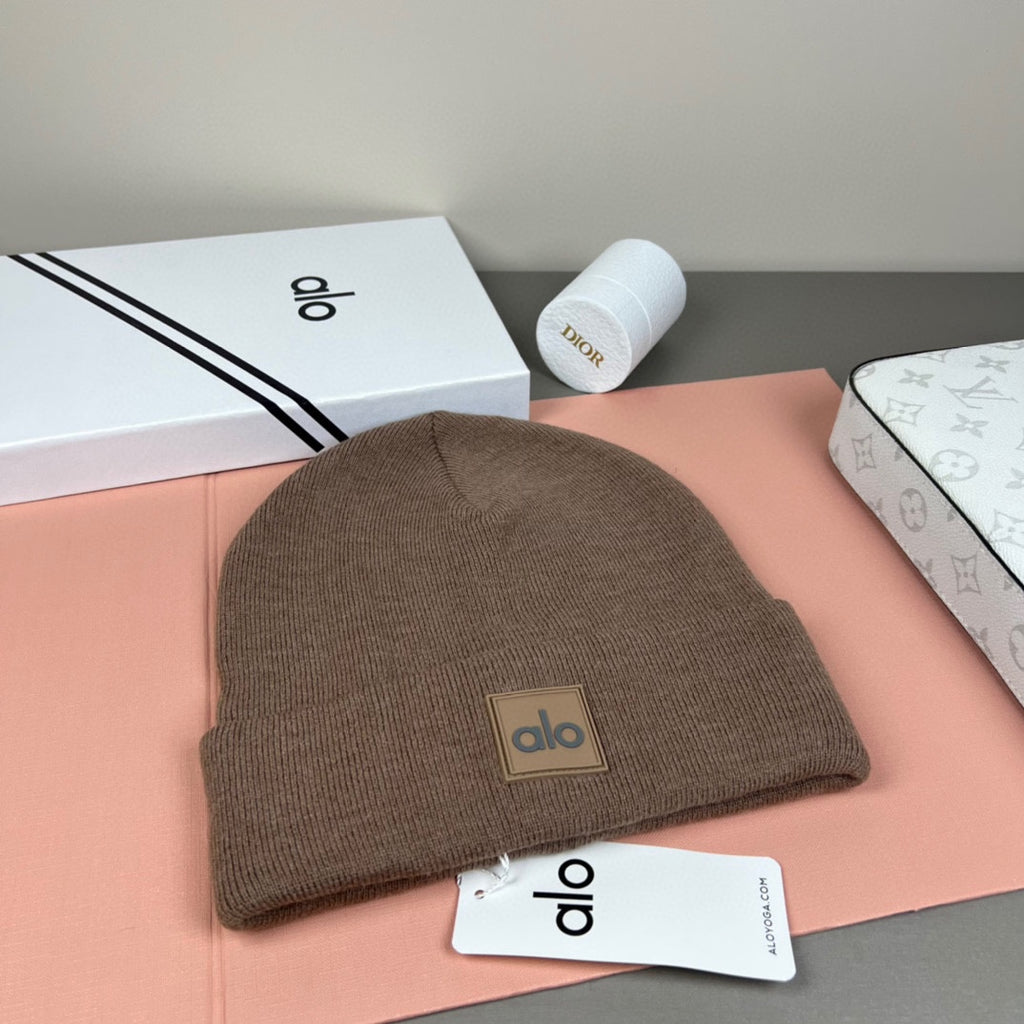 M1R96A30 Fashion hats