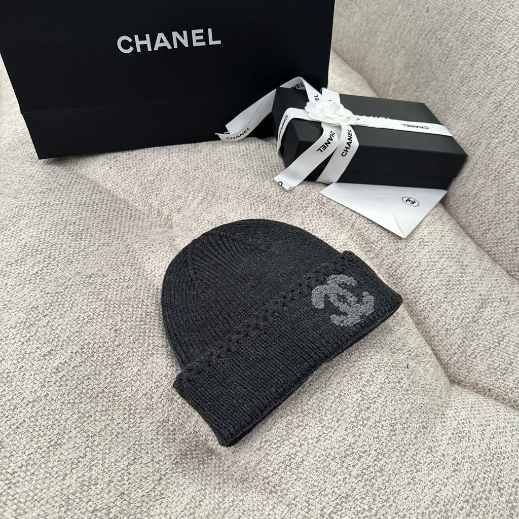 M1R96C2 Fashion hats