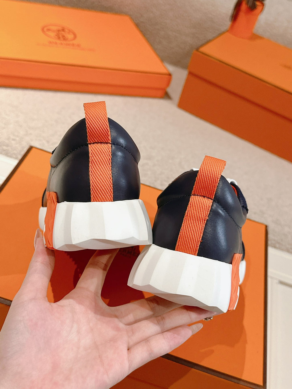 Z2N86H12 Fashion high-quality Shoes