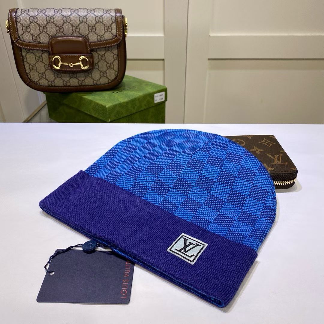 M1R86E34 Fashion hats