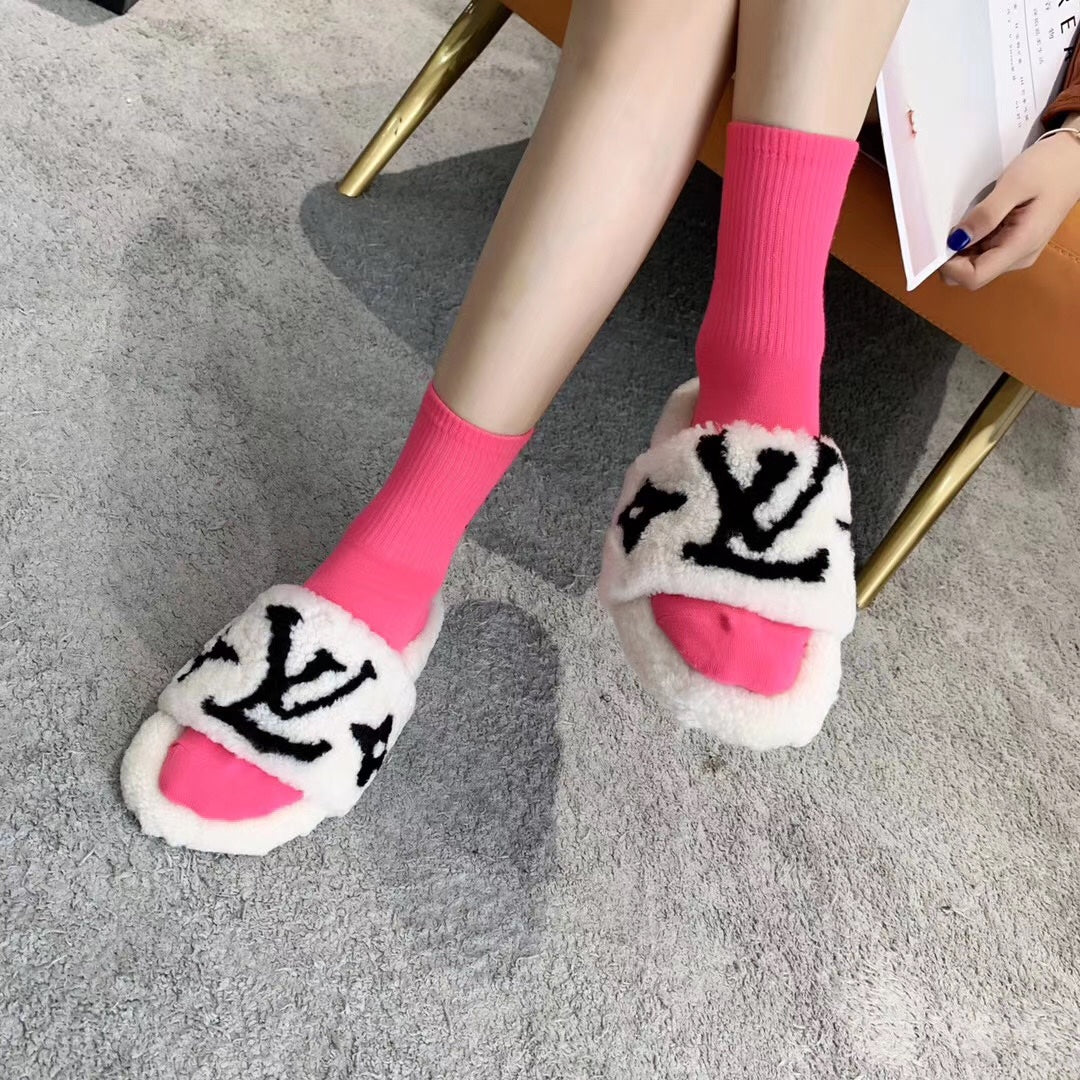 Z2P106E20 Fashion high-quality shoes