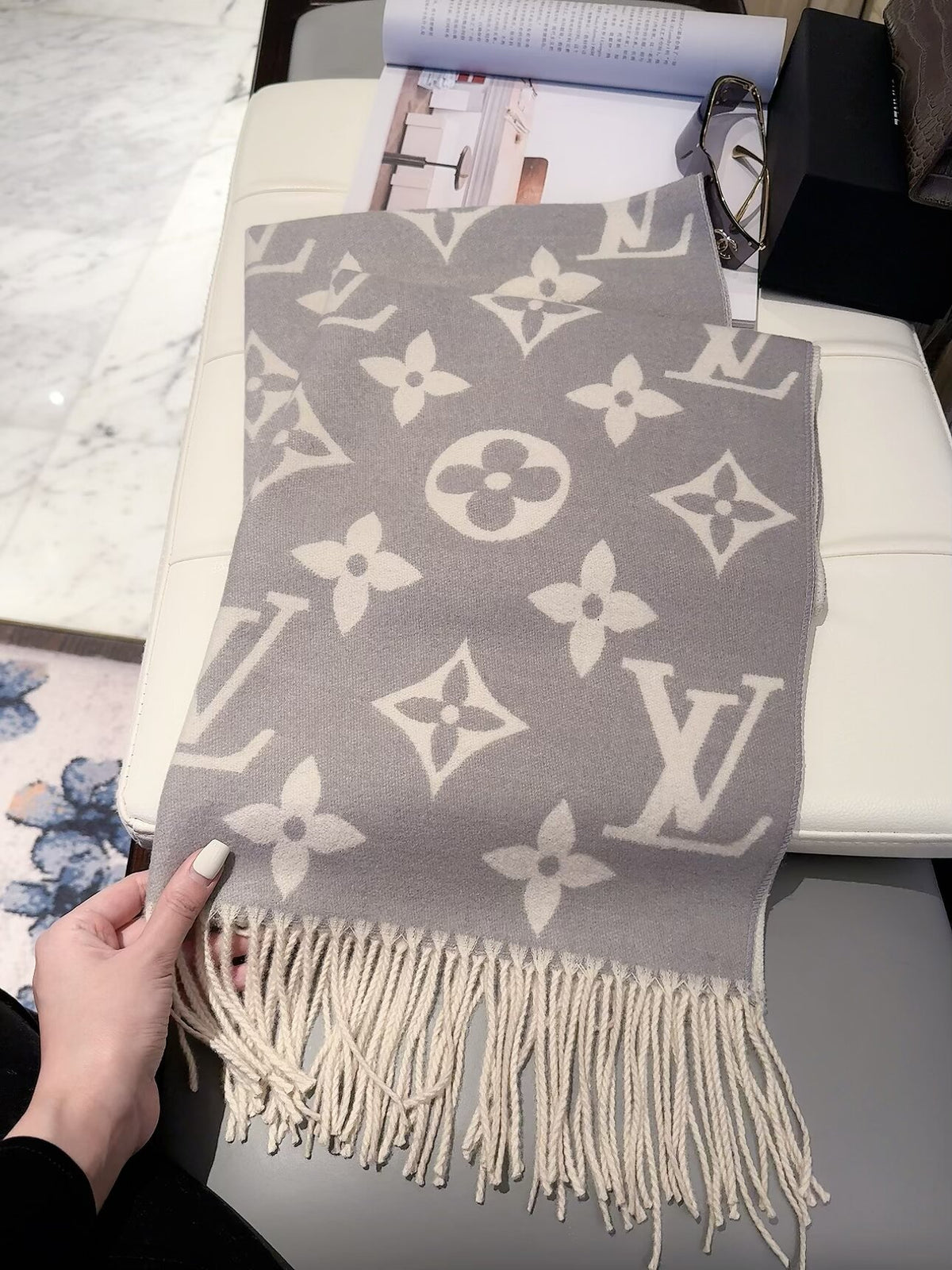 W1R96E126 Popular Winter Scarves