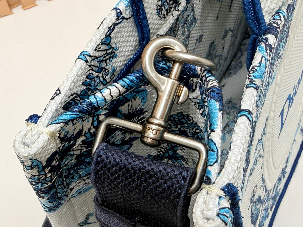 B1R76D08 Fashion canvas bag