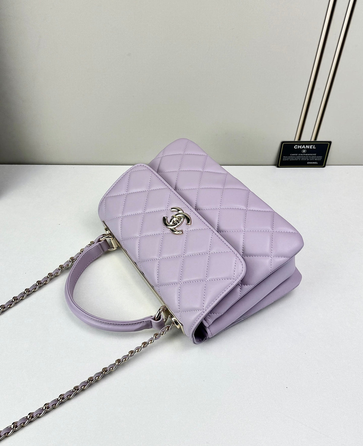 B1X76C8 Fashion leather bag