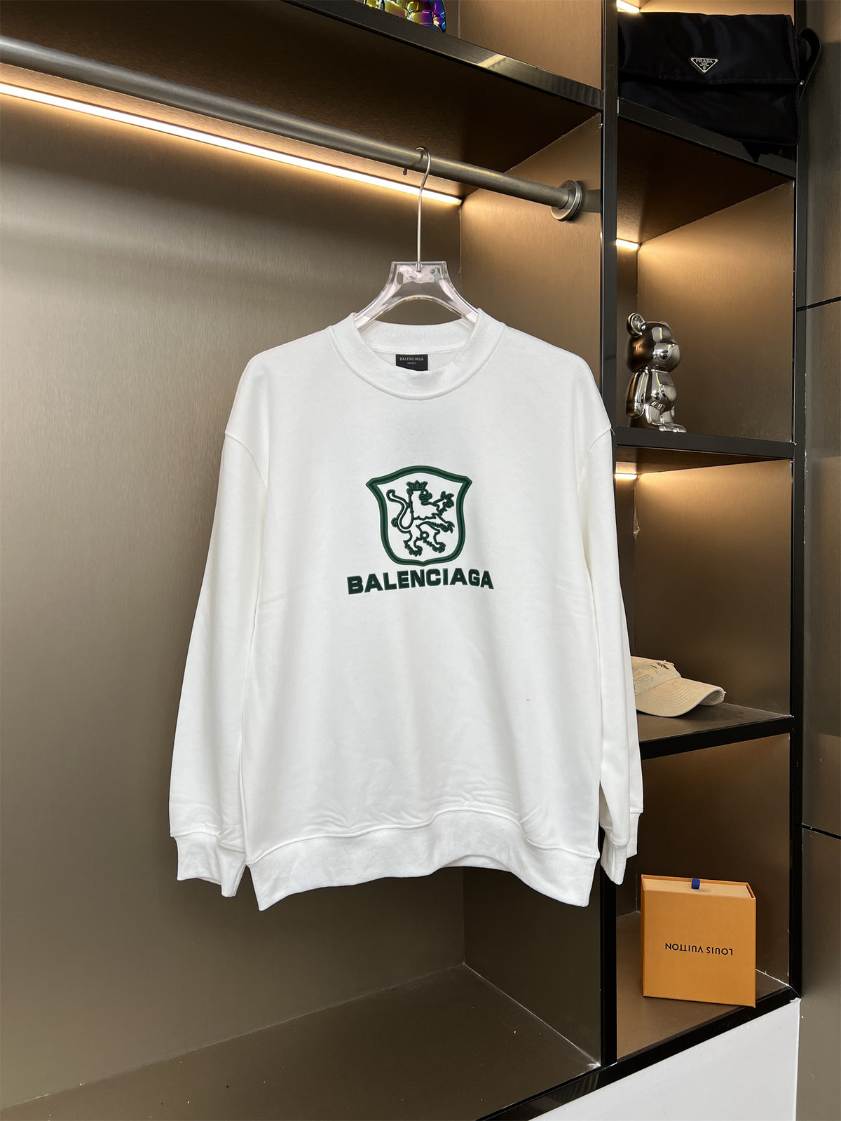 85ZJ169U Popular Sweaters