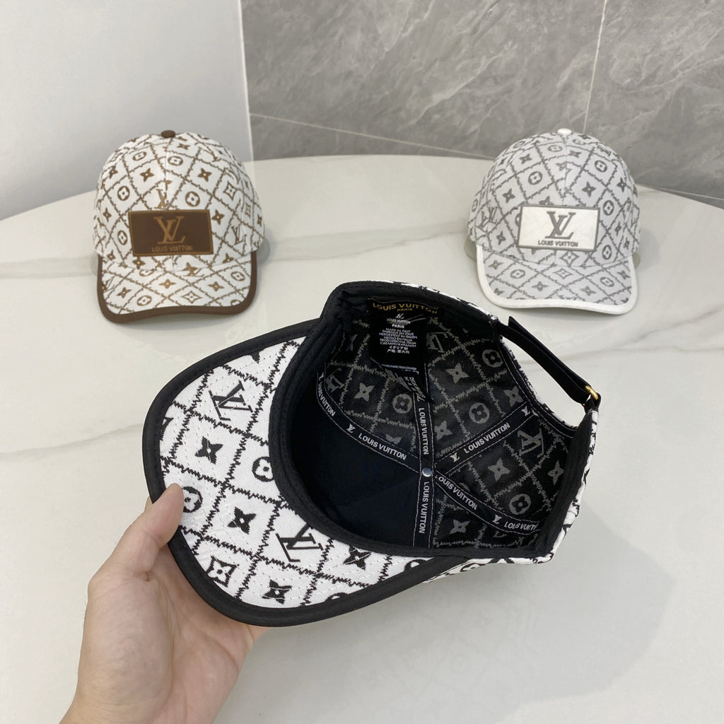 M1R86E115 Fashion hats