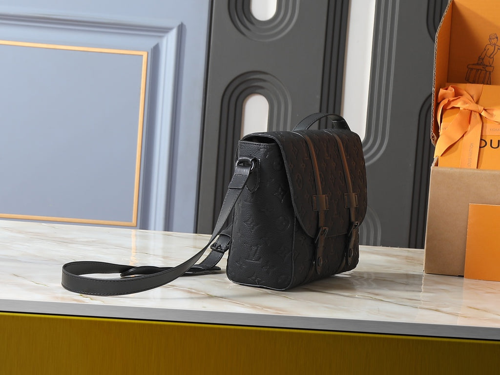 B1R76E56 Fashion leather bag