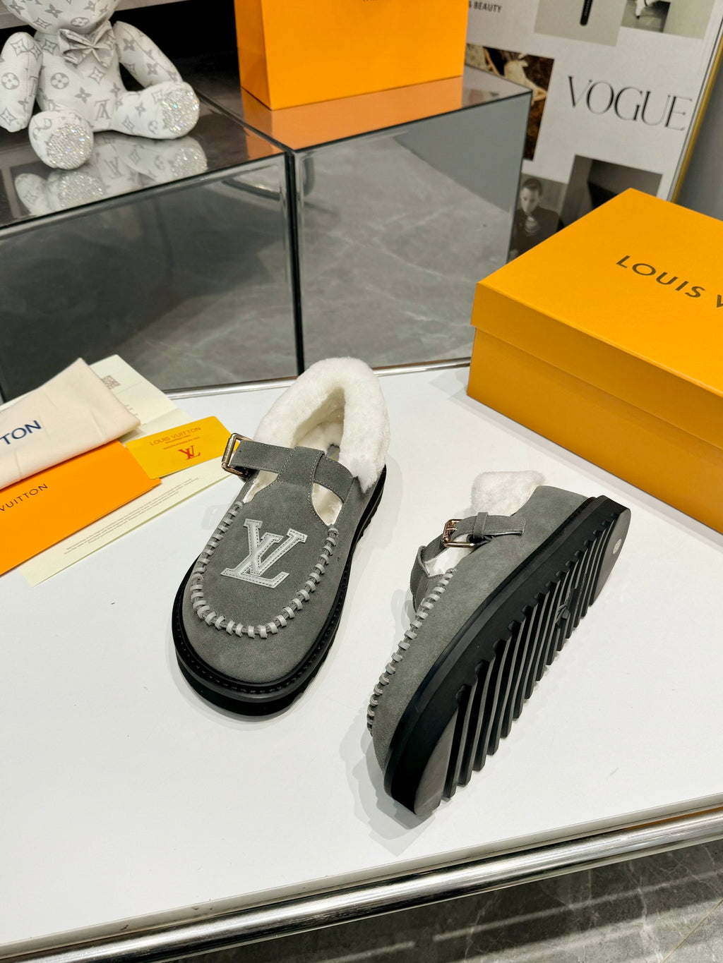 Z2P96E5 Popular high-quality leather shoes