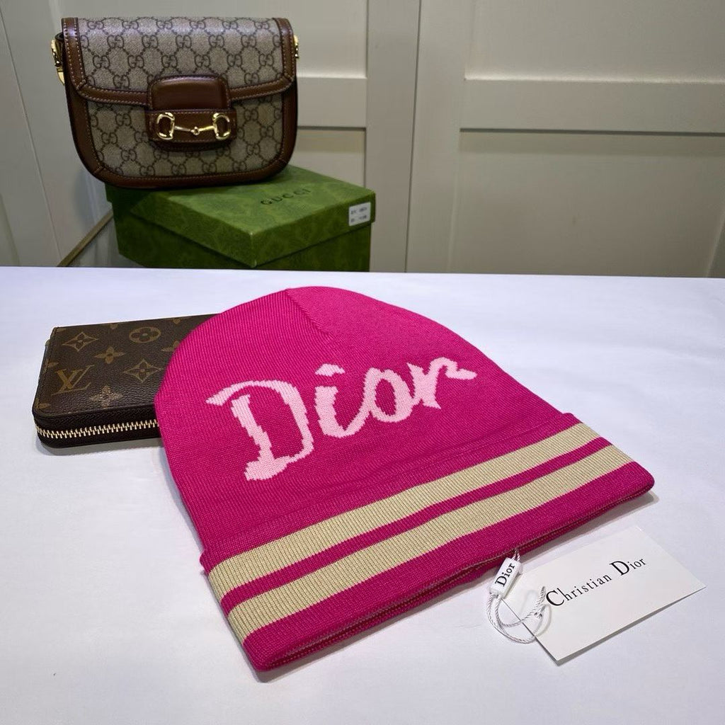 M1R86D59 Fashion hats