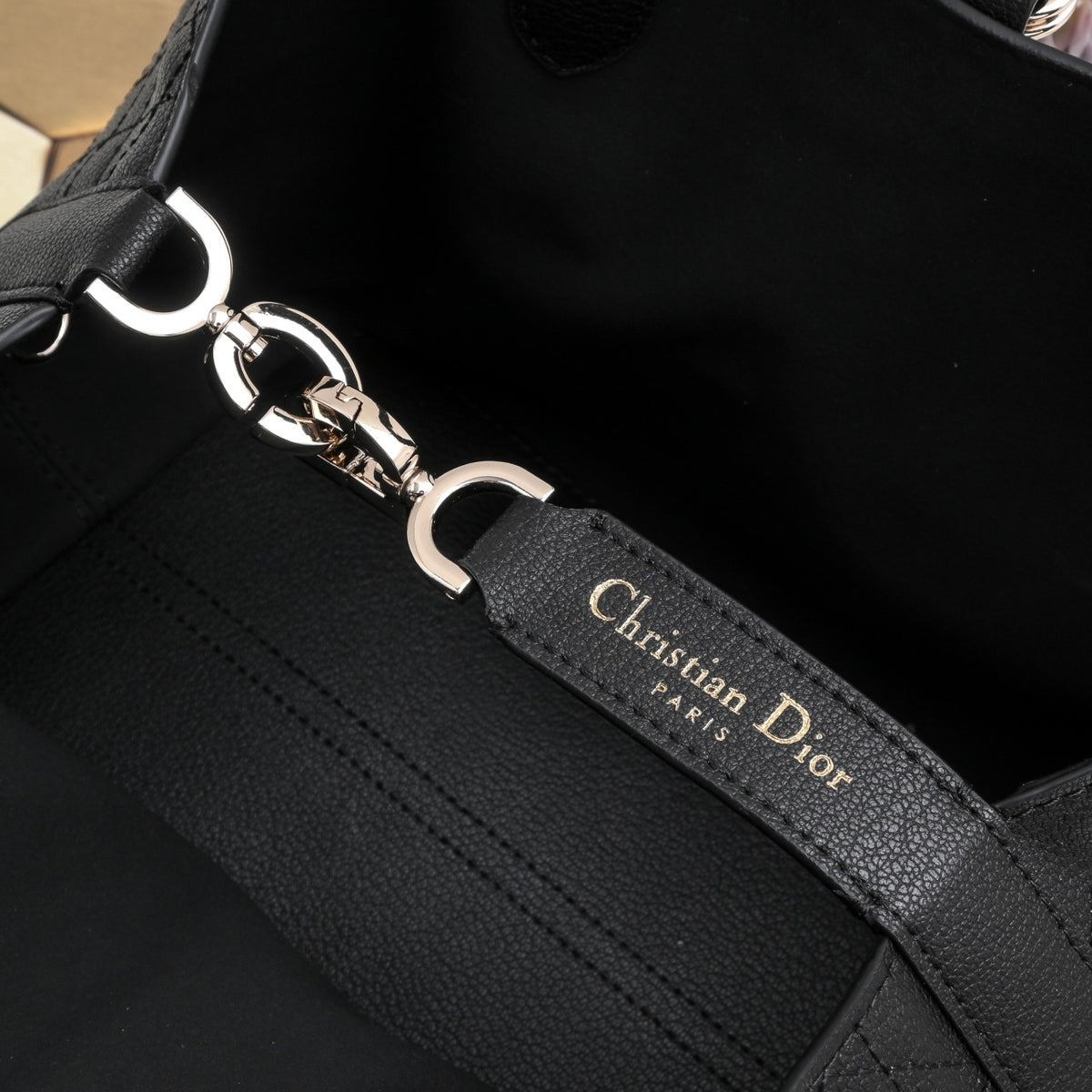 B1R76D42 Fashion leather bag