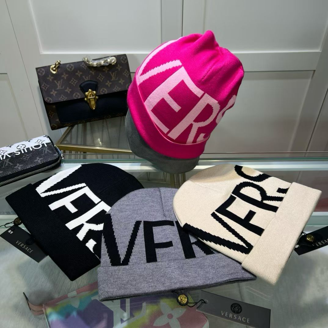 M1R86V92 Fashion hats