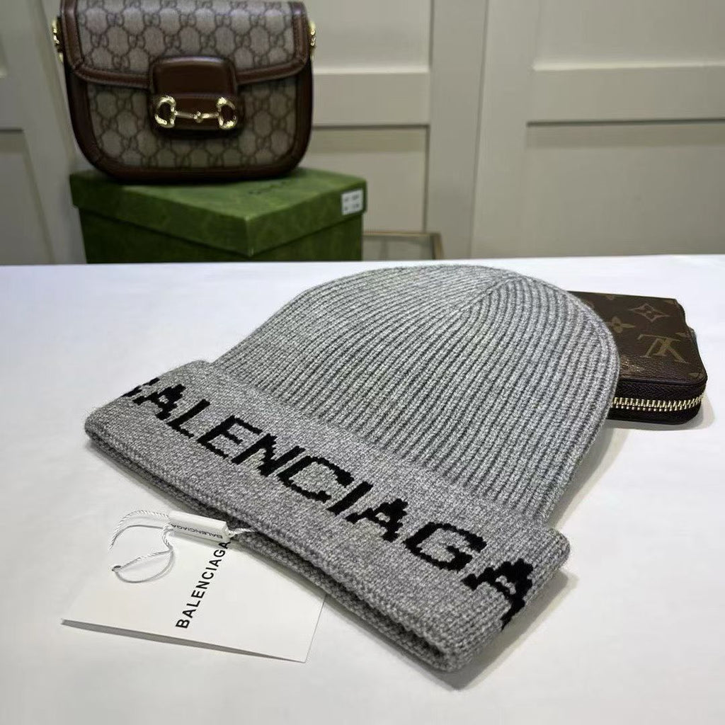 M1R86J86 Fashion hats