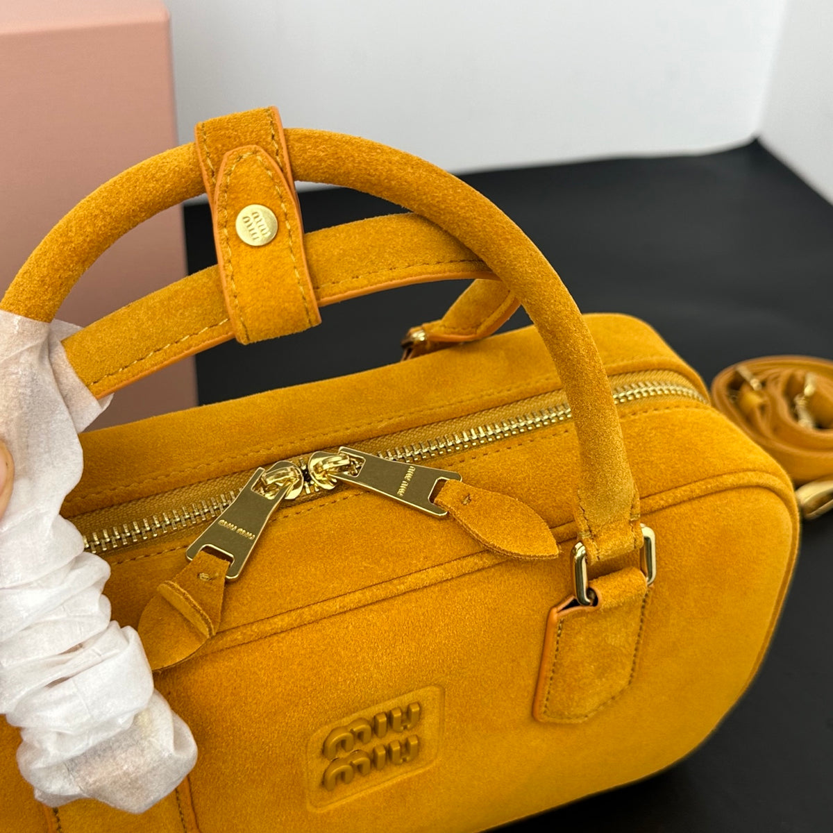 146PA153B Popular leather bags